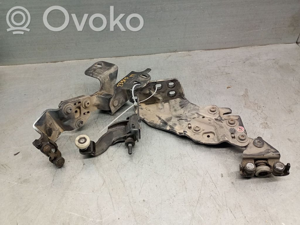 Ford B-MAX Liukuoven ylempi rullaohjain/sarana 