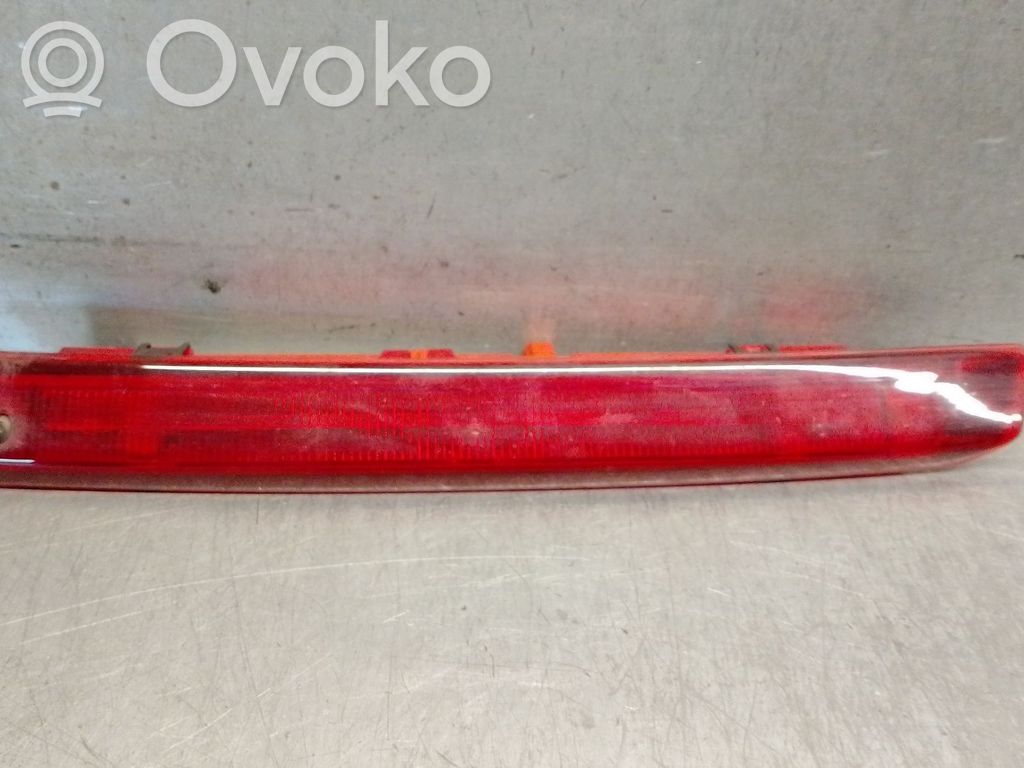 Ford Focus Third/center stoplight 