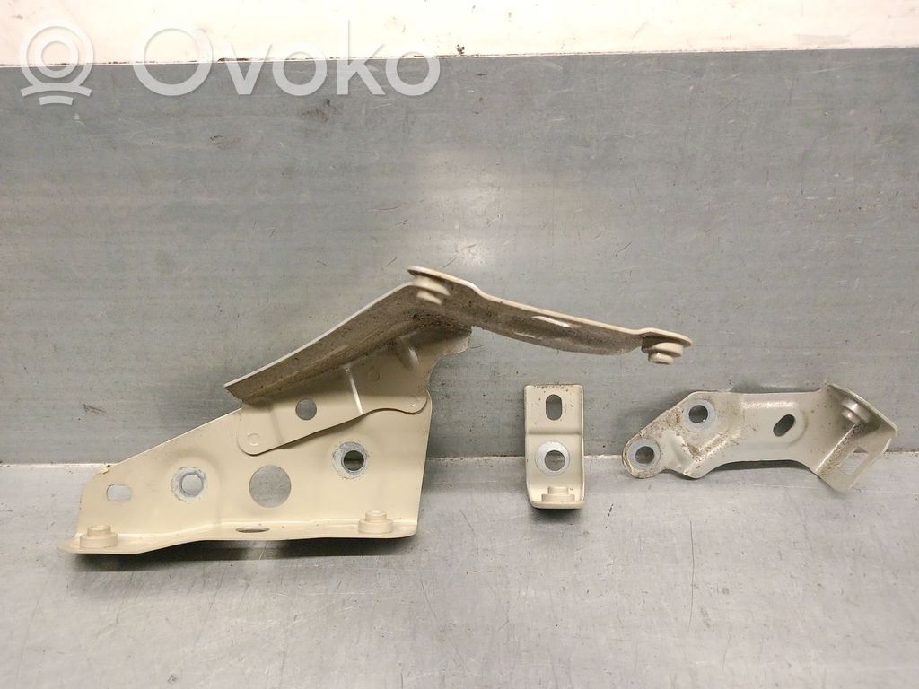 Skoda Scala Front bumper mounting bracket 