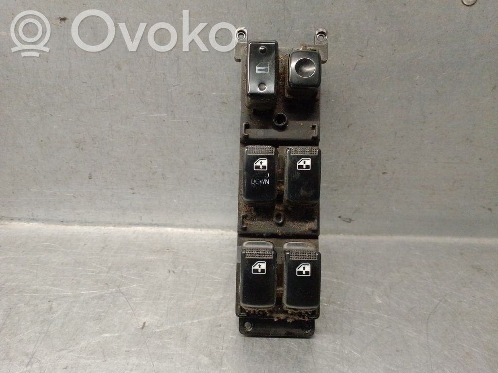 KIA Rio Interruptor del elevalunas eléctrico 