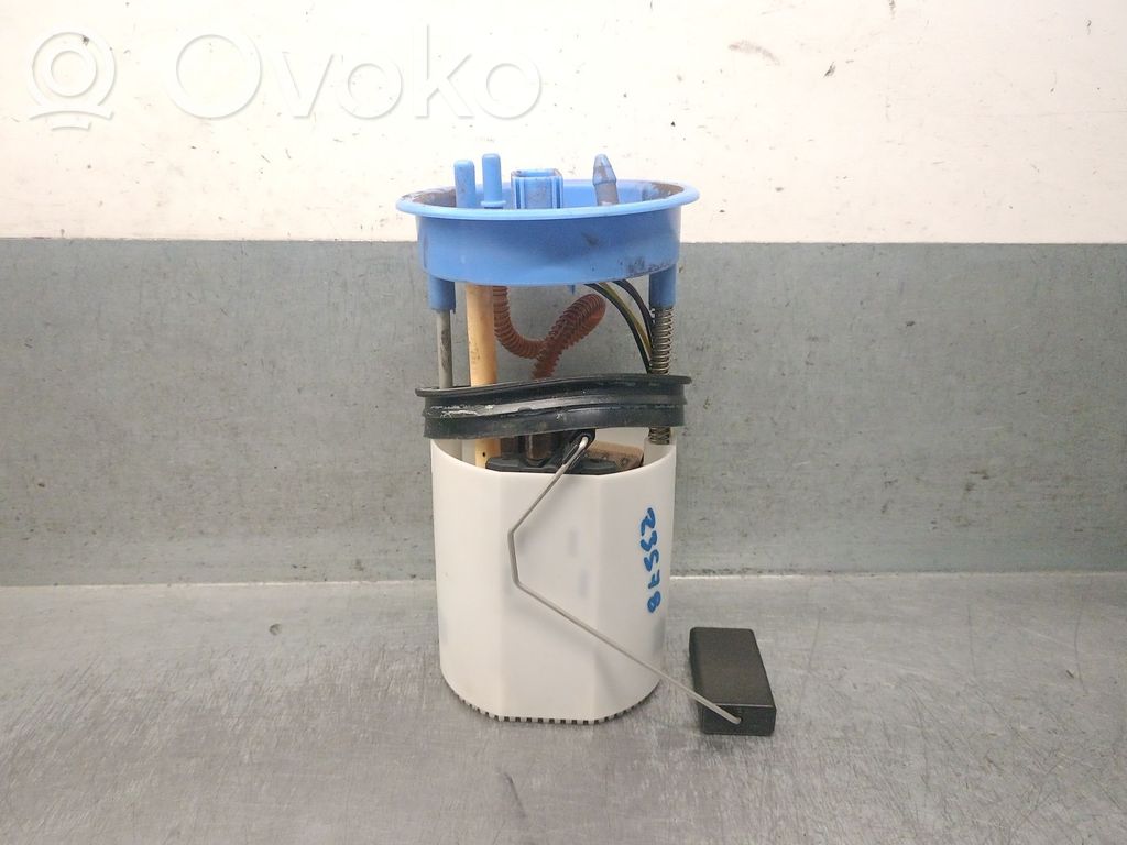 Volkswagen Polo V 6R Polttoainesäiliön pumppu 