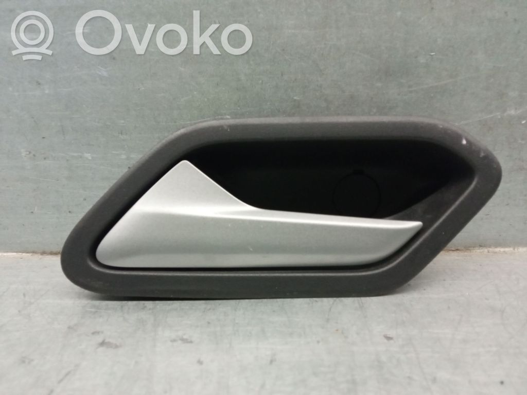 Manecilla interna puerta trasera   826736902R,826736902R