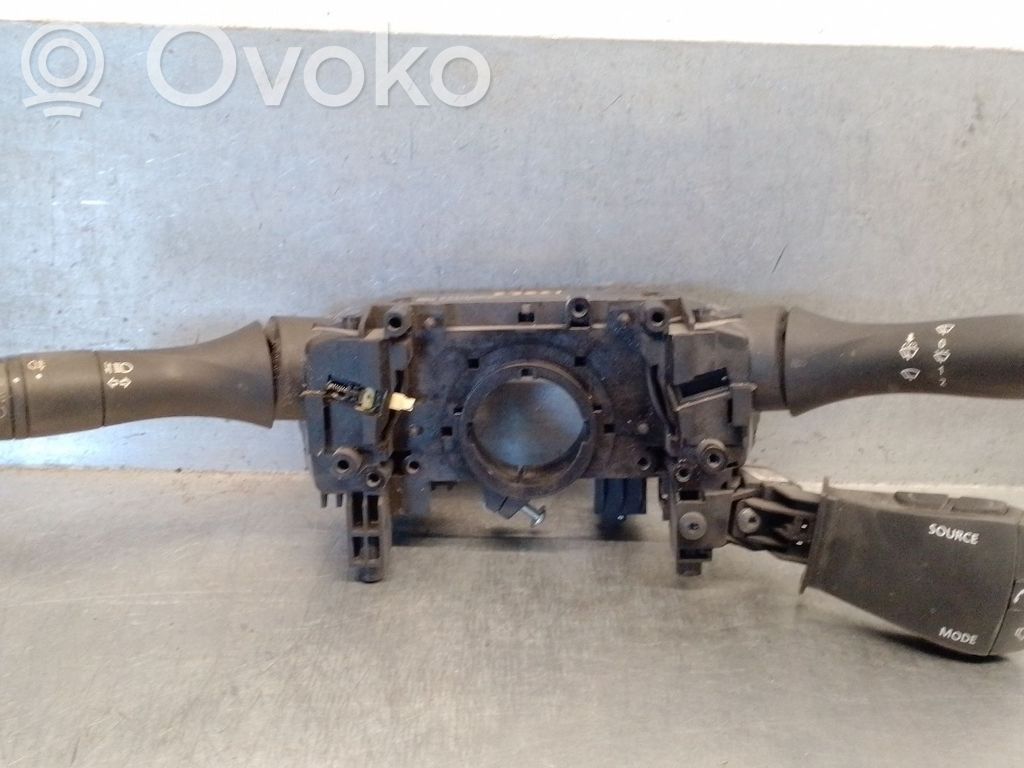 Renault Express Panel lighting control switch 