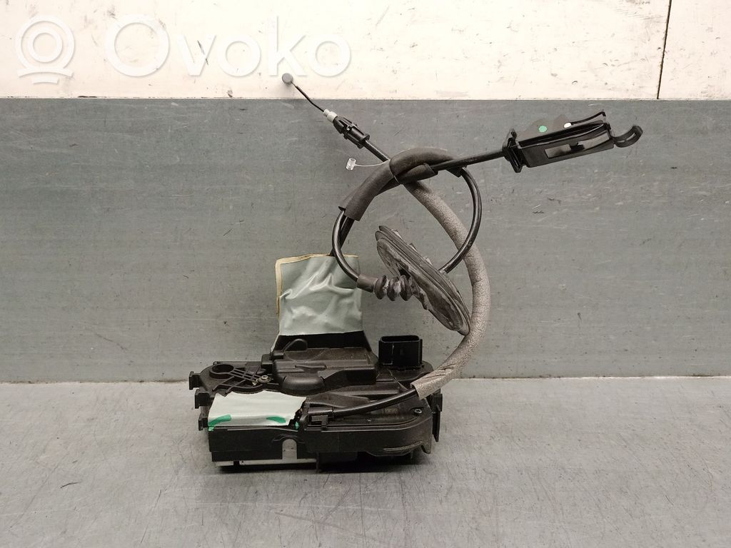 Ford Focus Aizmugurē slēdzene 
