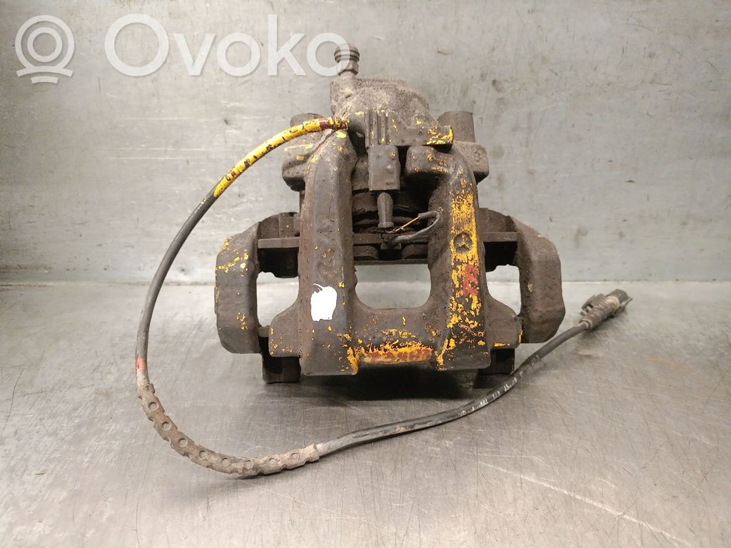 Mercedes-Benz ML W164 Supporto della pinza del freno posteriore