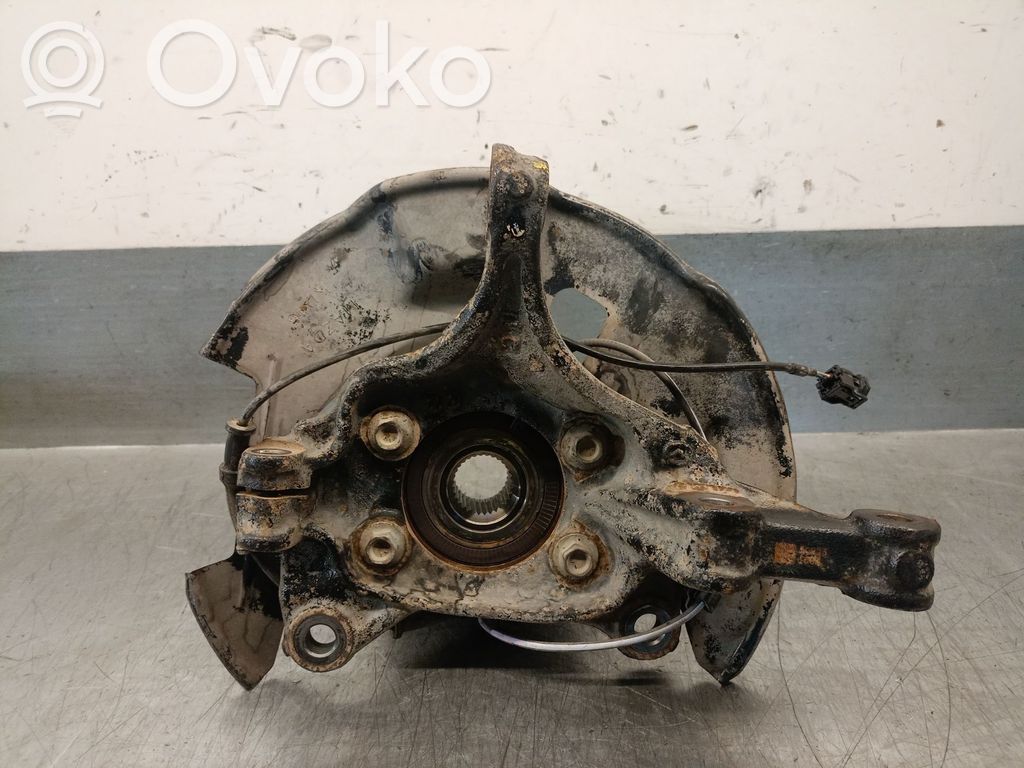 Mazda 3 III Zwrotnica koła przedniego 