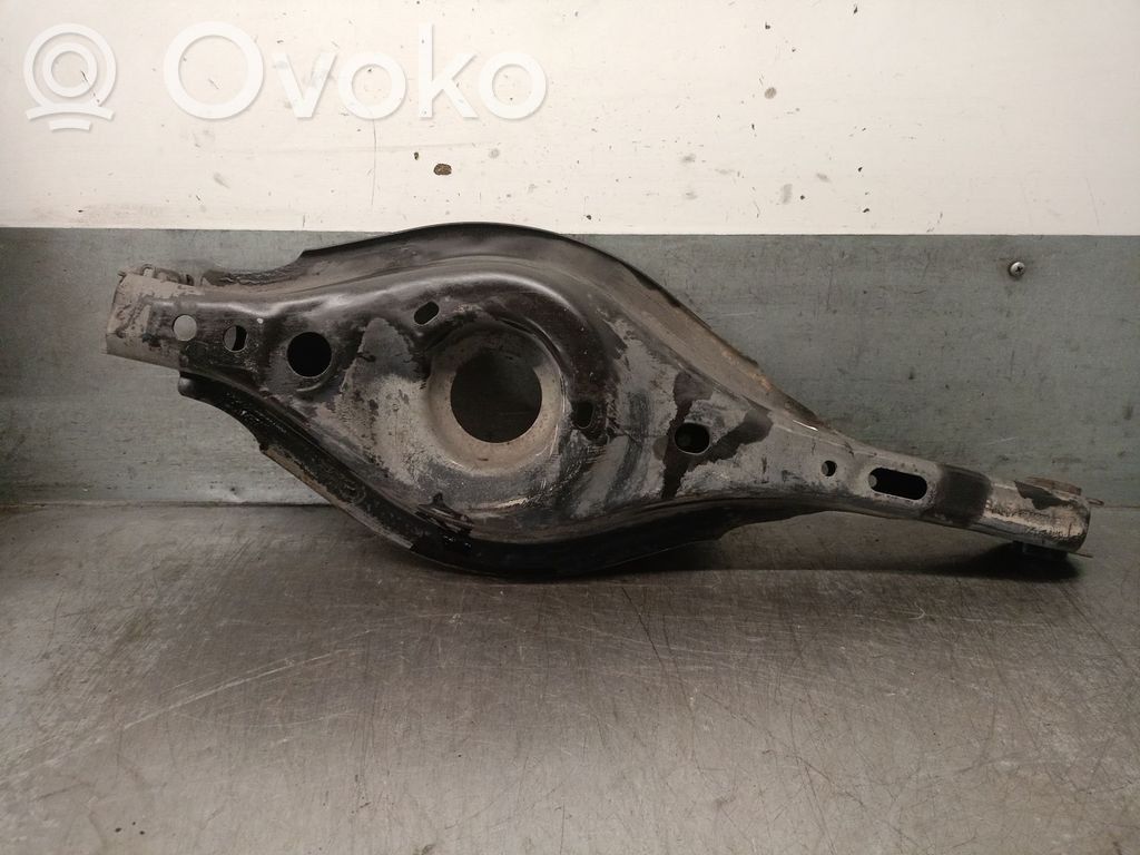 Mazda 3 III Brazo de suspensión trasero 