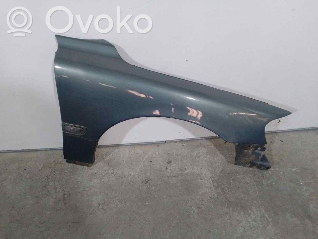 Volvo V70 Sparnas 