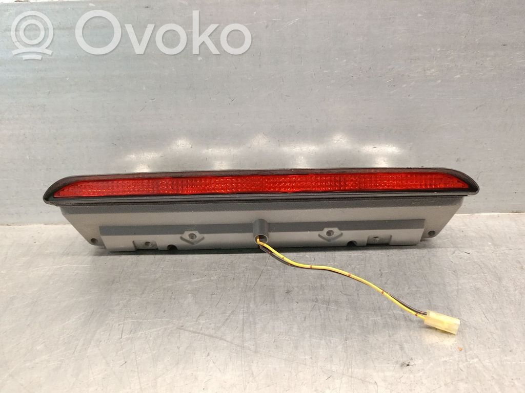 Subaru Forester SF Third/center stoplight 