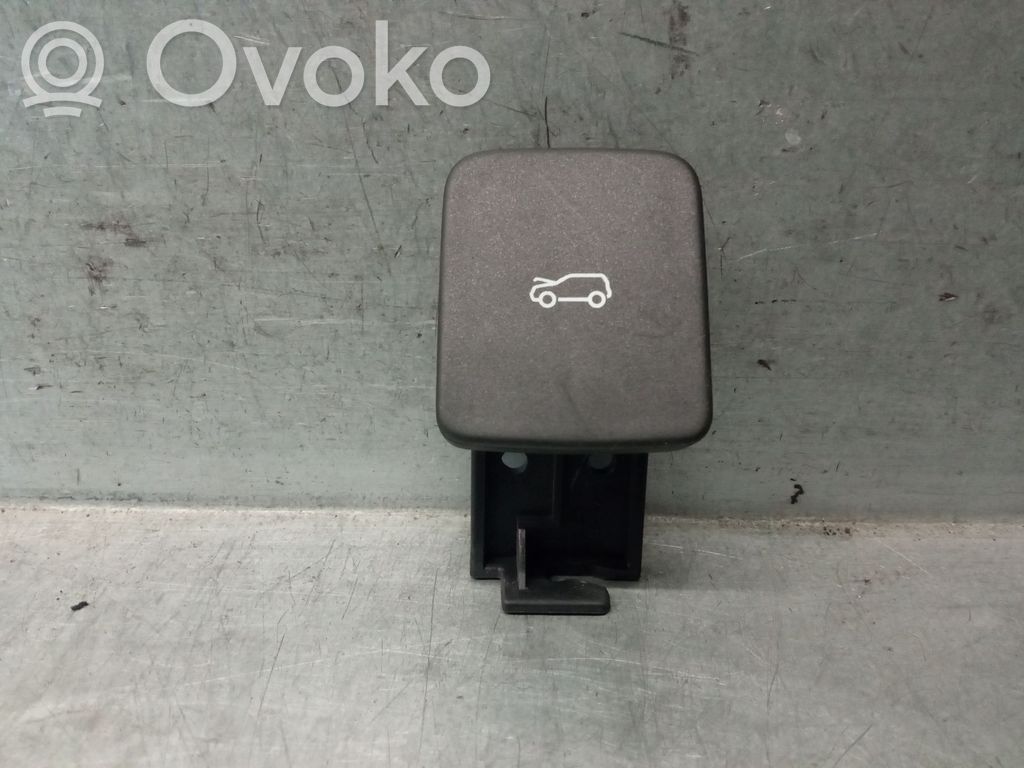 MG MGF Kiinnityskoukku/-silmukka 