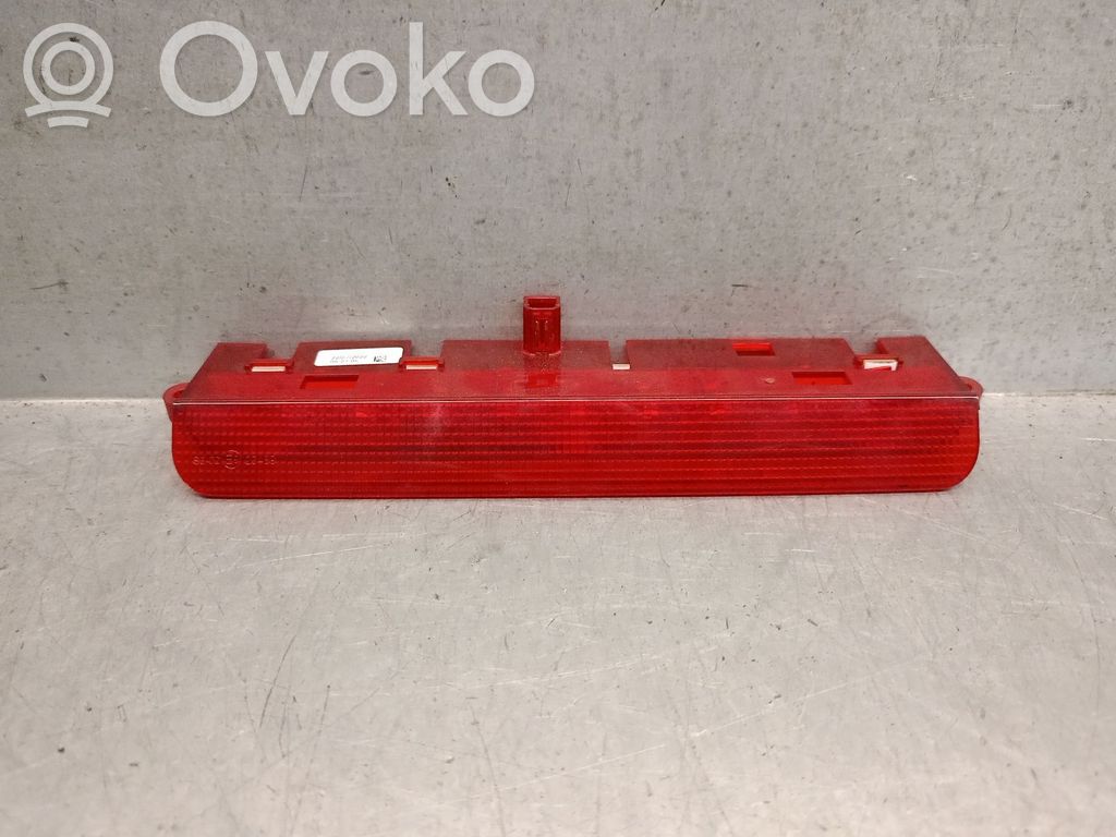 Fiat 500X Third/center stoplight 