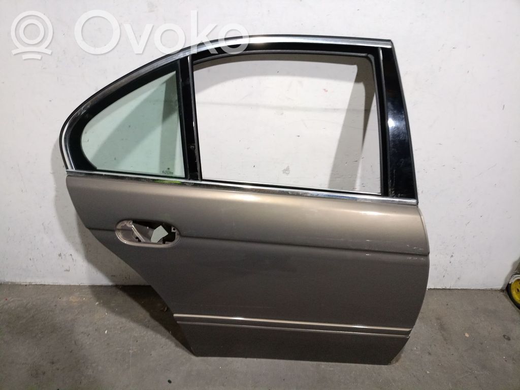 BMW 5 E39 Galinės durys 