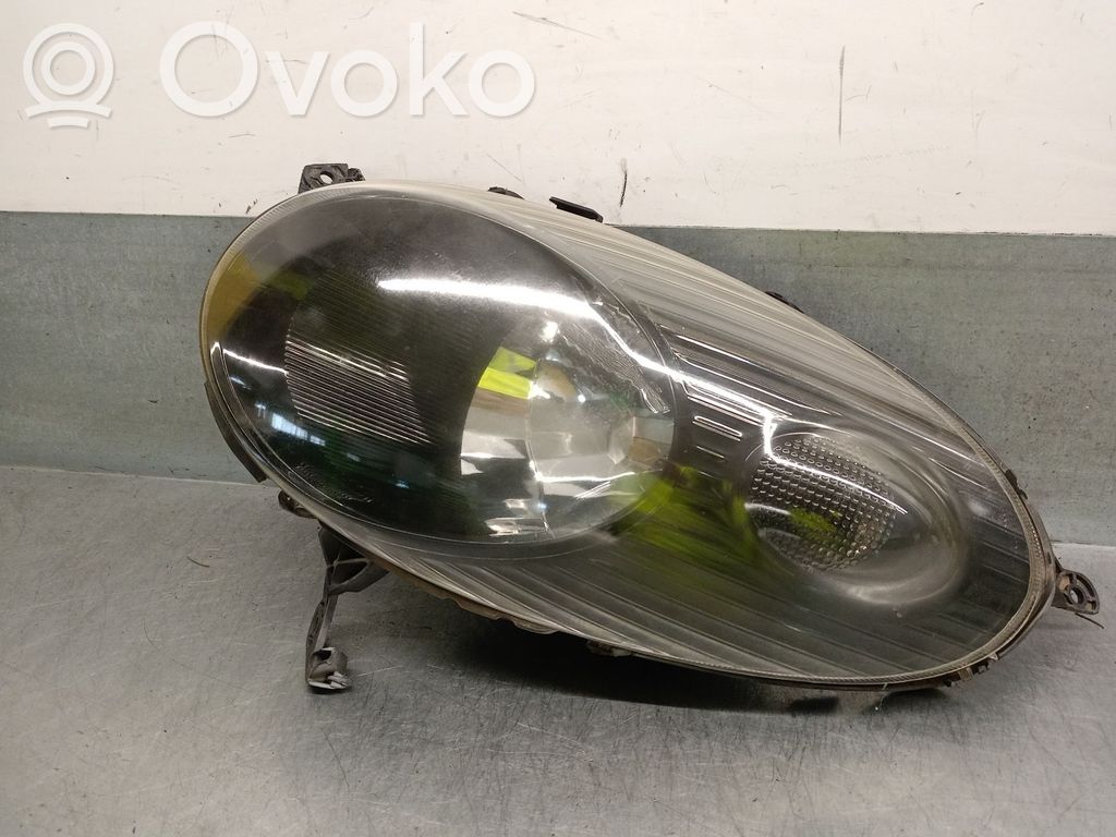 Scheinwerfer   26060AX700,26060AX700