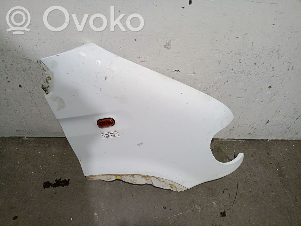 Renault Master II Fender 