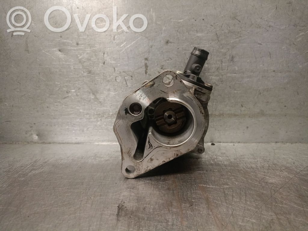 Renault Clio II Bomba de vacío 