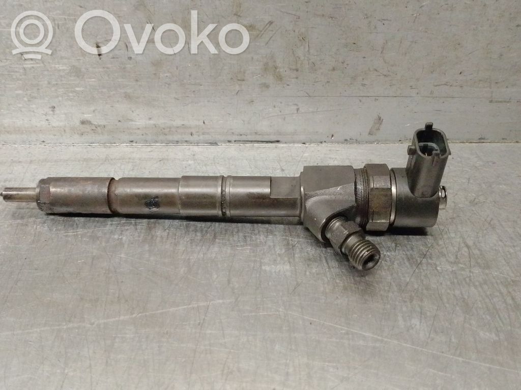 Injector combustibil   0445110300