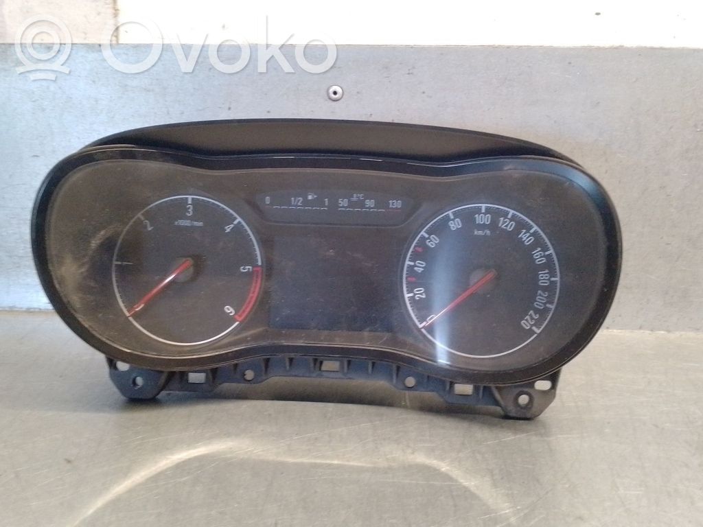 Opel Corsa E Speedometer (instrument cluster) 