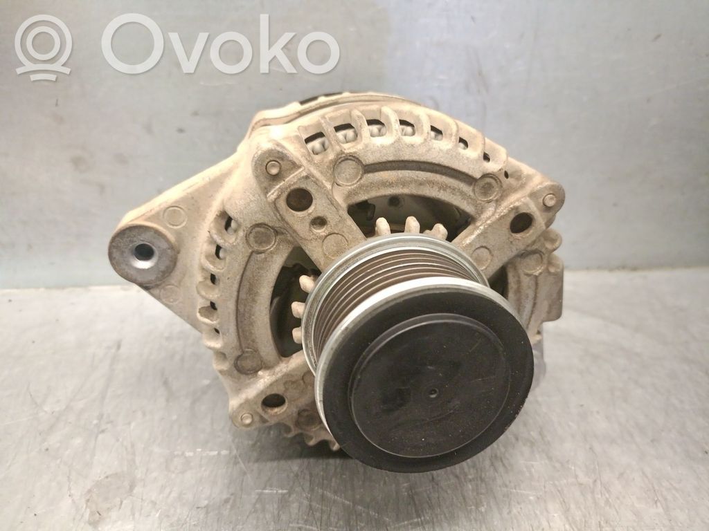 Toyota Land Cruiser (J200) Alternator 