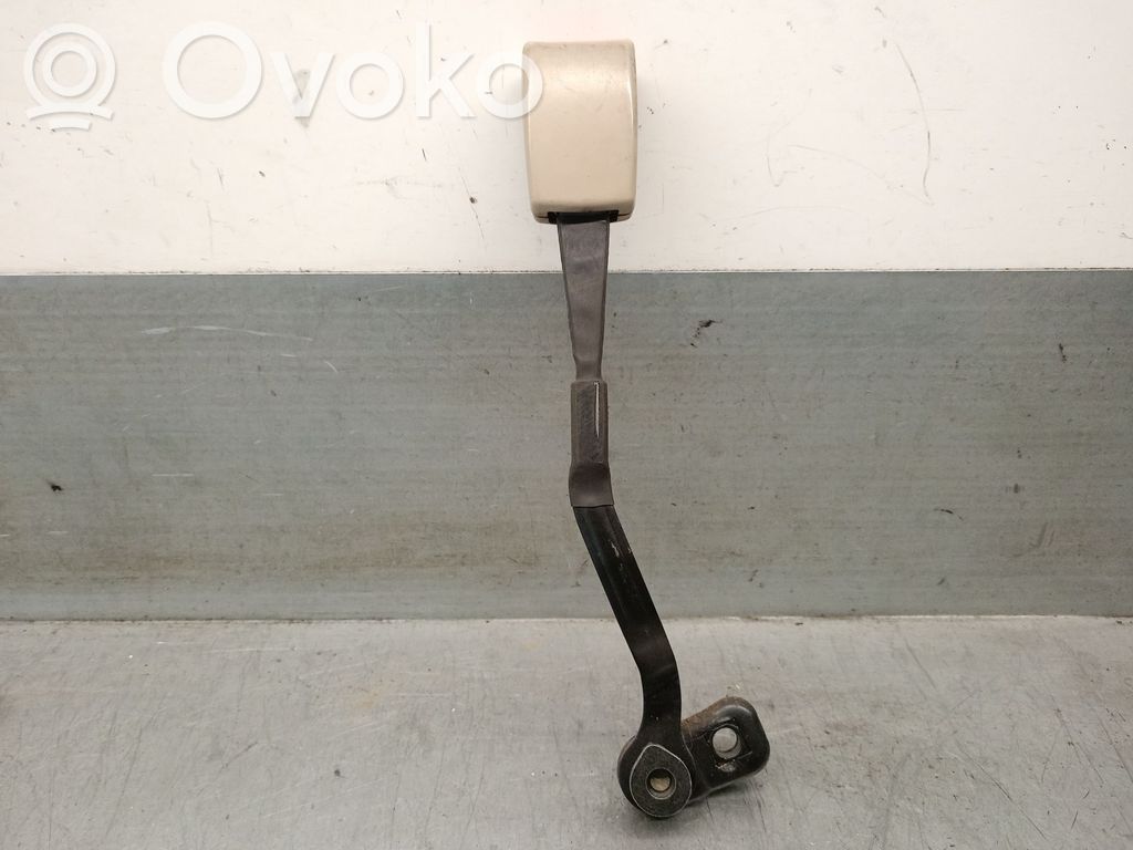 Klamra przedniego pasa bezpieczeństwa   8L0858675H,8L0858675H