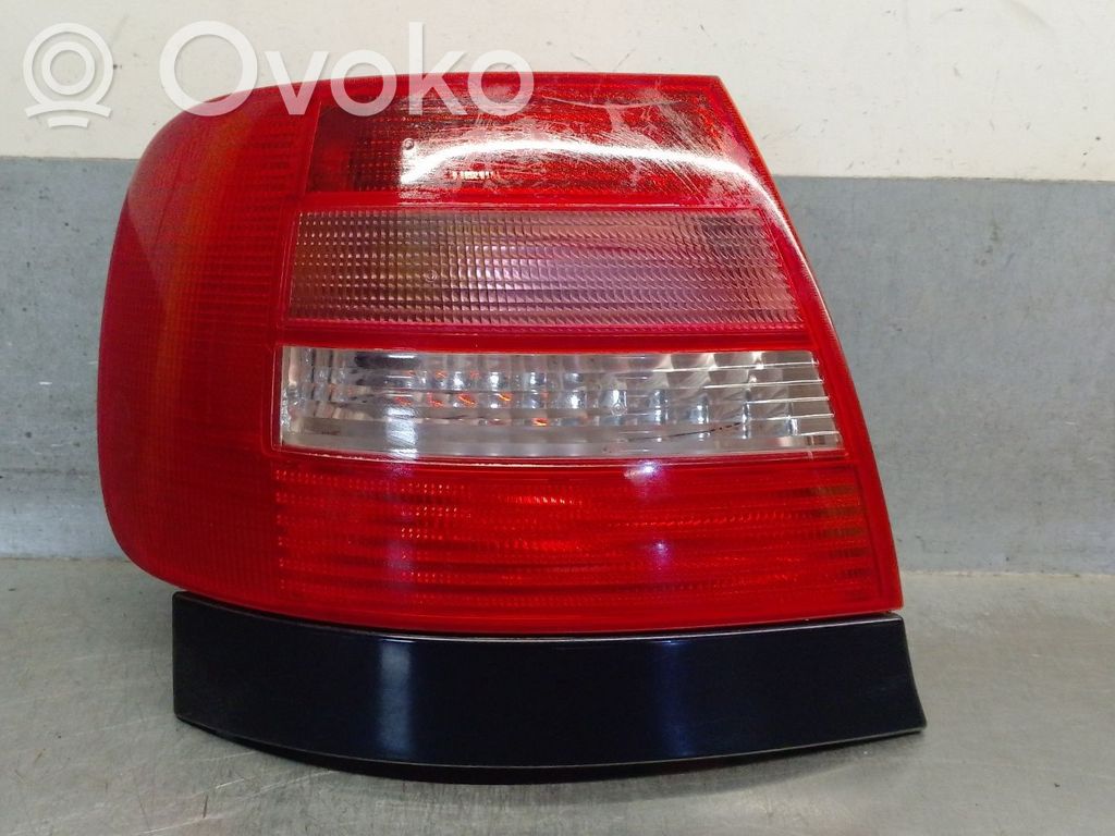 Audi A4 S4 B5 8D Luci posteriori