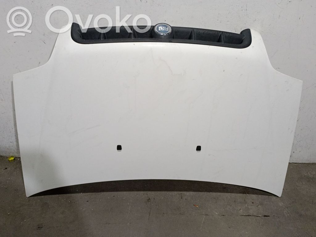 Fiat Doblo Konepelti 