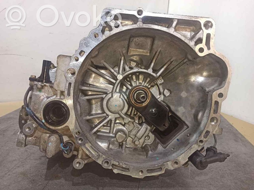 Mazda 2 Boîte de vitesses manuelle à 5 vitesses 