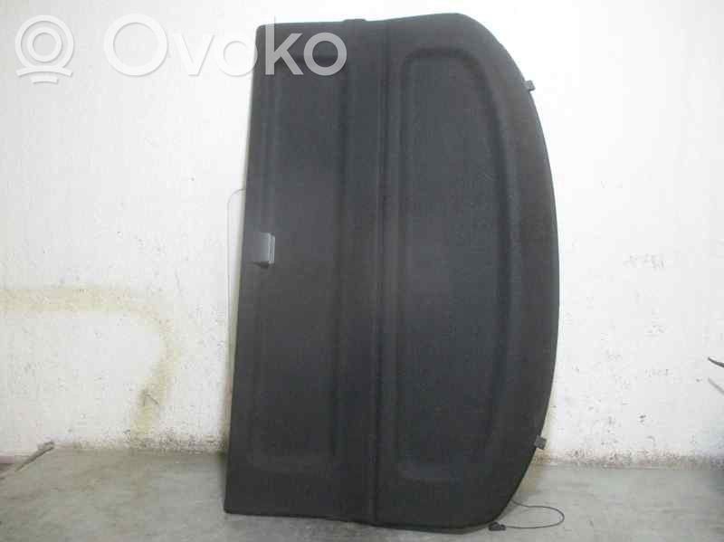 Mazda 3 I Hattuhylly 