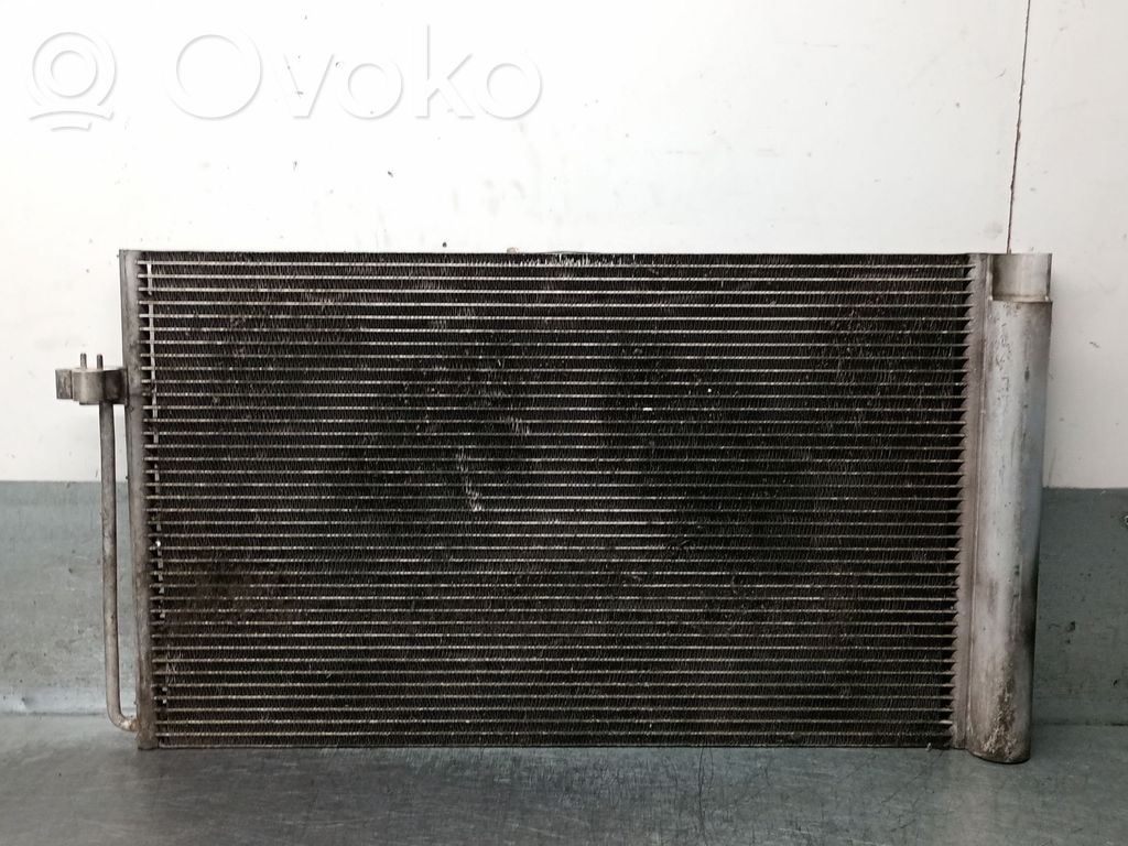 BMW 7 E65 E66 Radiateur condenseur de climatisation 