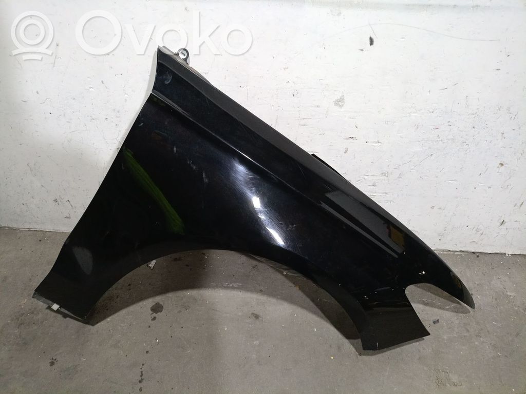 Ford Mondeo MK V Sparnas 