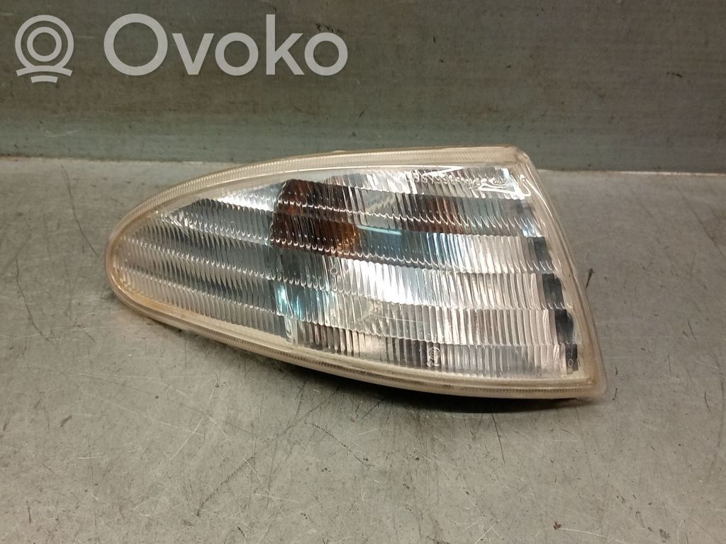 Ford Mondeo MK I Scheinwerfer 