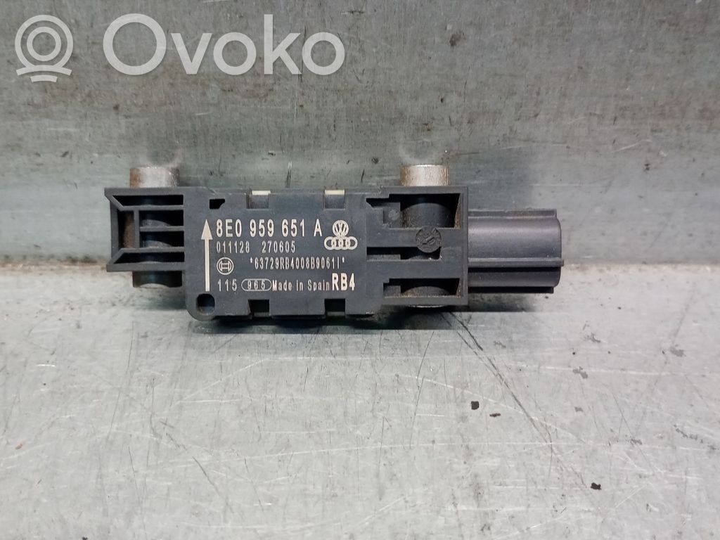Sensor   8E0959651A