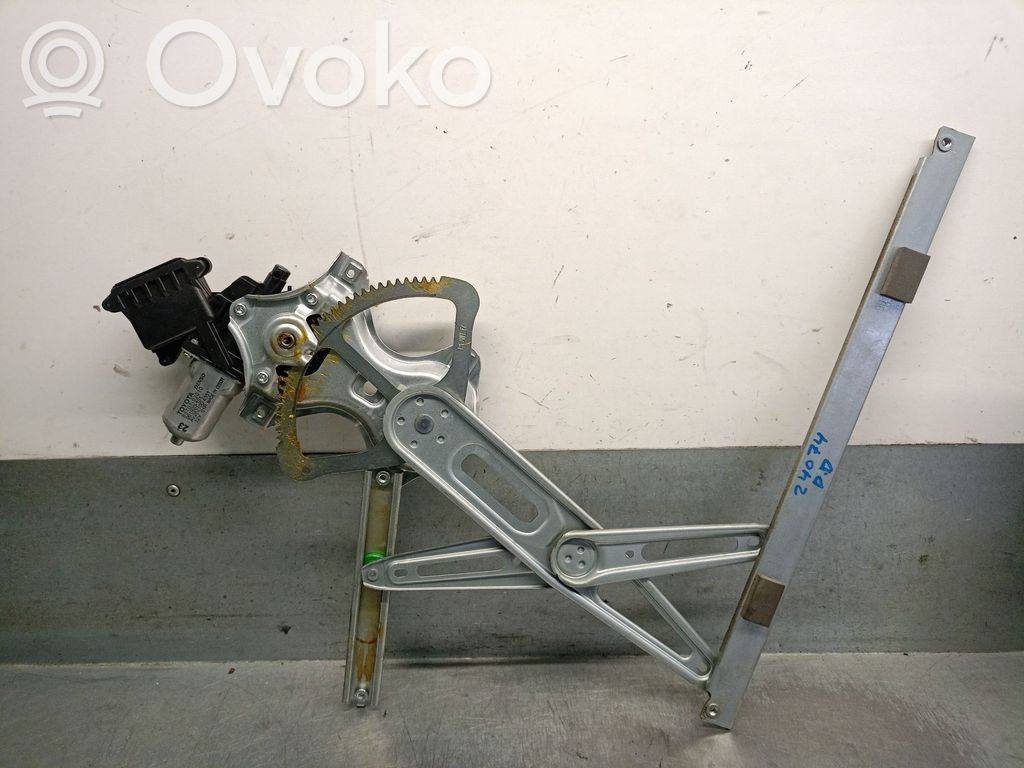 Podnośnik szyby drzwi z silniczkiem   8570102010,6981002310,961920101DENSO