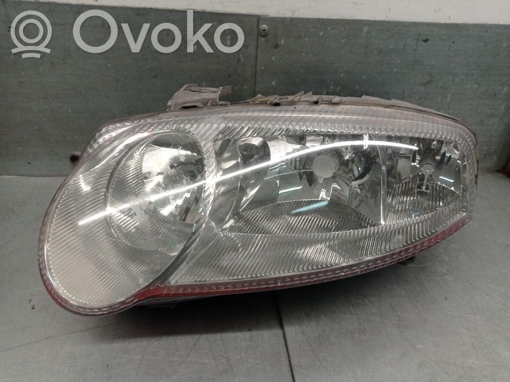 Alfa Romeo 147 Faro/fanale