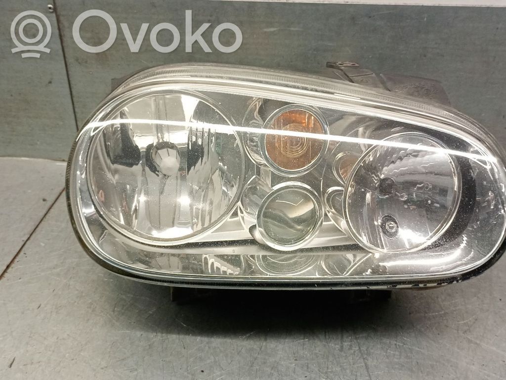 Volkswagen Golf SportWagen Phare frontale