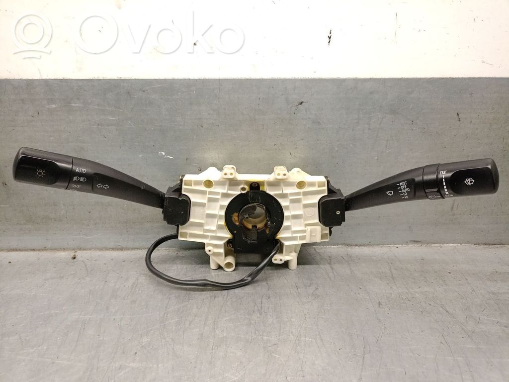 SsangYong Rodius Interruptor de control del panel de luces 
