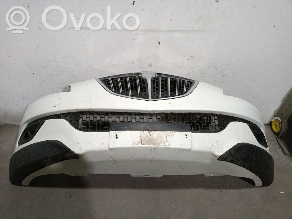 Lancia Delta III Parachoques delantero 