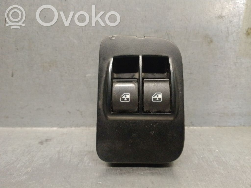 Peugeot Bipper Electric window control switch 