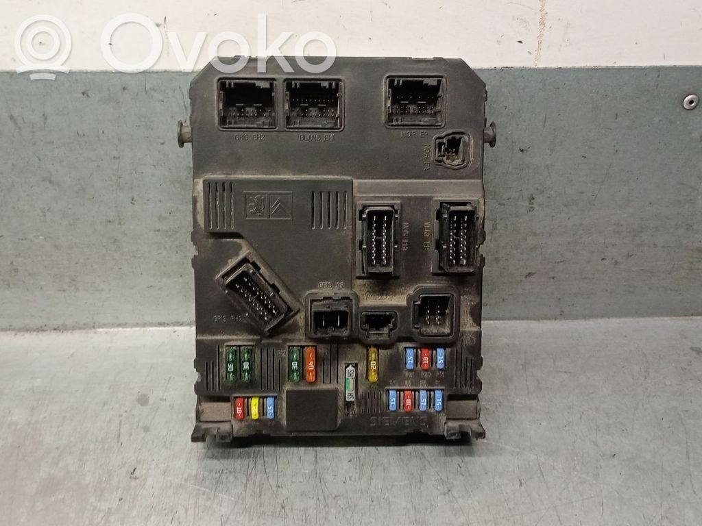 Skrzynka bezpieczników / Komplet   9652474380,118085300SIEMENS