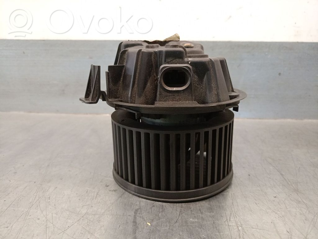 Renault Modus Pečiuko ventiliatorius/ putikas 
