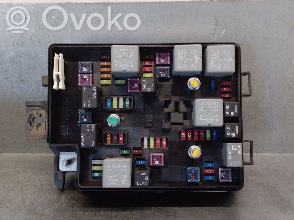 Chevrolet Aveo Drošinātāju kaste (komplekts) 