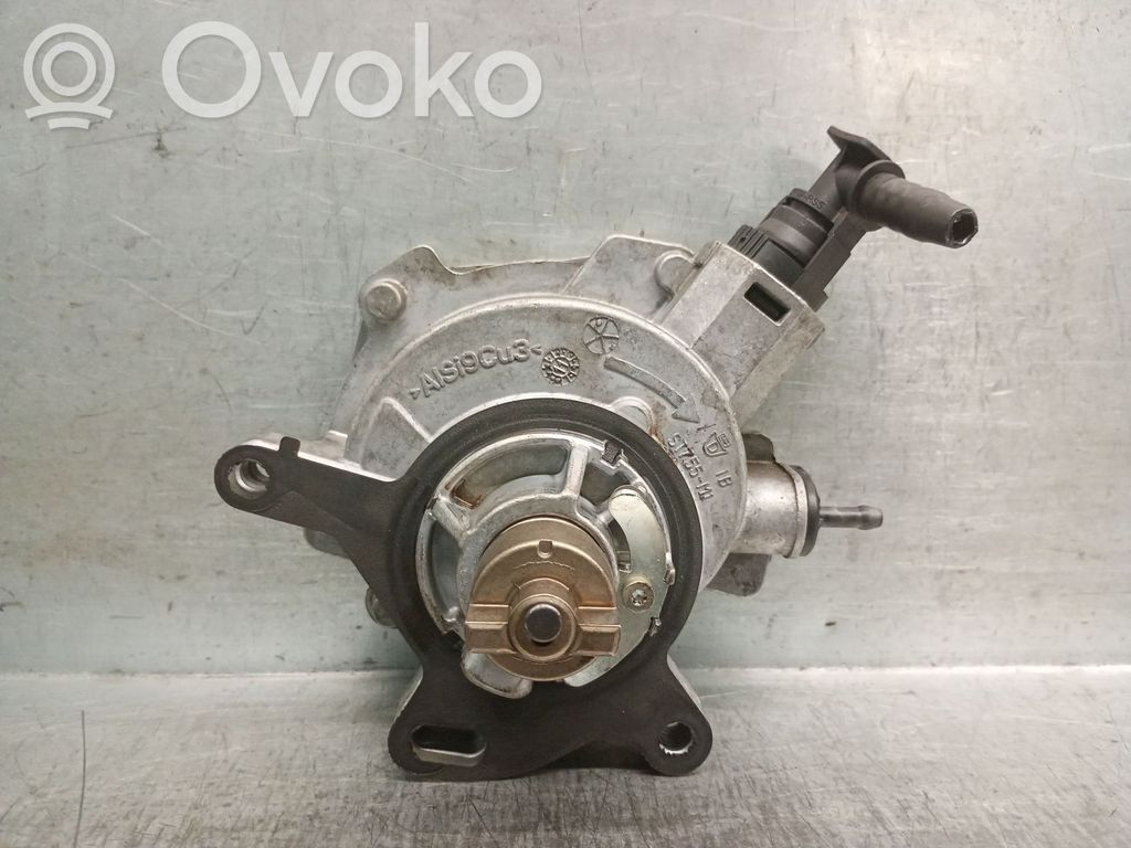 Ford Focus Pompă vacuum 