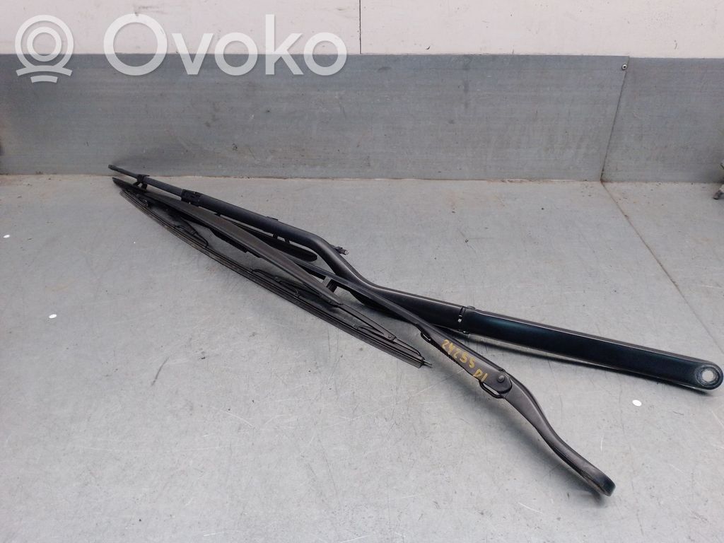 Peugeot 607 Braccio della spazzola tergicristallo anteriore 