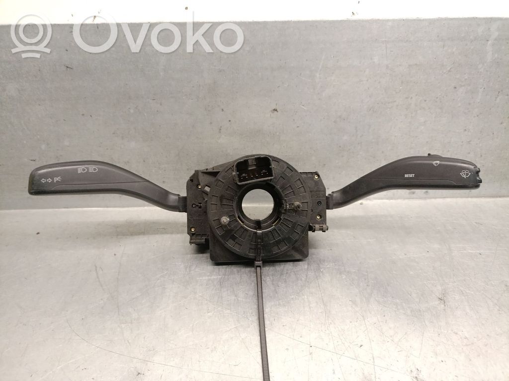 Seat Cordoba (6L) Przycisk / Pokrętło regulacji oświetlenia deski rozdzielczej 