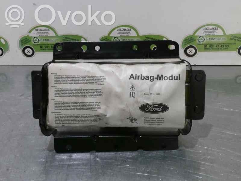 Ford Focus Sivuturvatyyny 