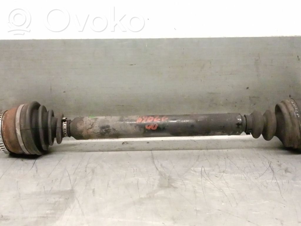 Audi A4 S4 B6 8E 8H Etuvetoakseli 