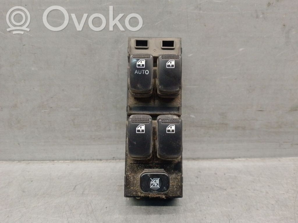 Hyundai Matrix Electric window control switch 