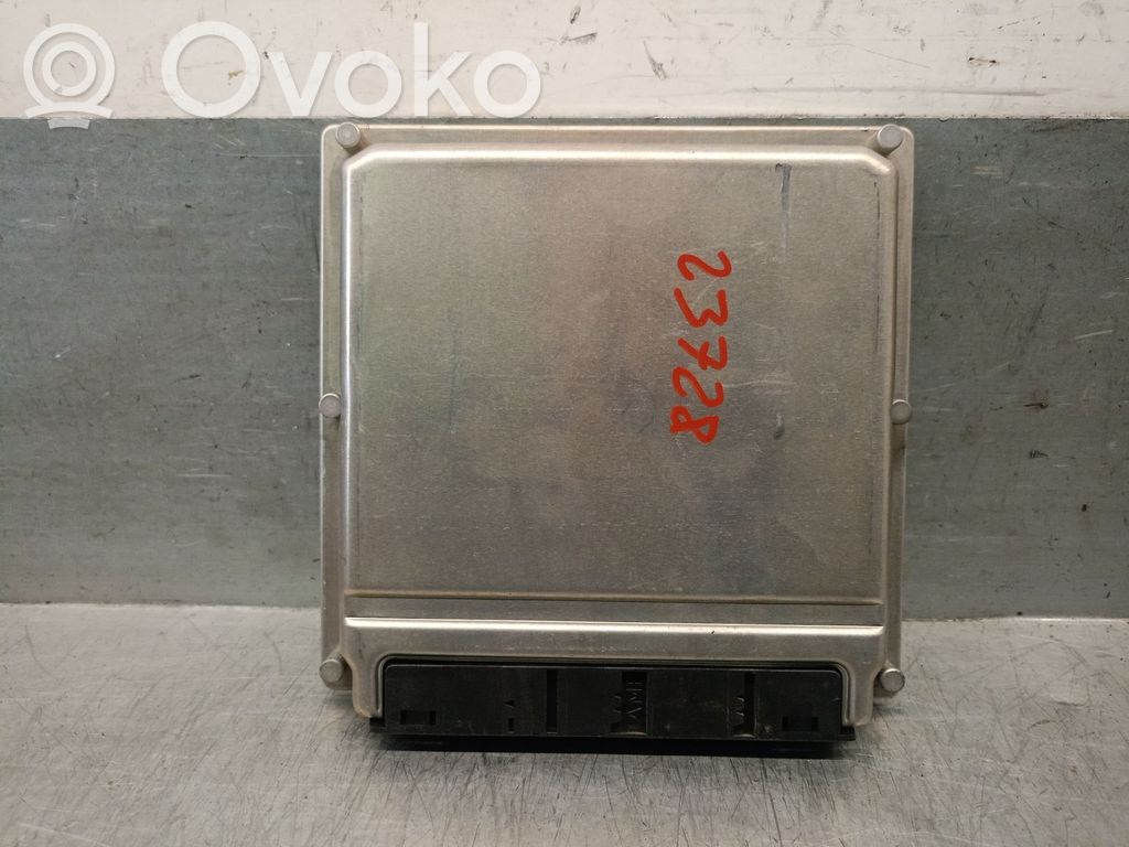 Sterownik / Moduł ECU   A6121533279,0281010796BOSCH