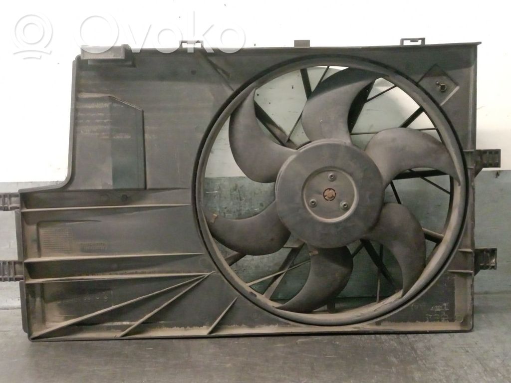 Elektryczny wentylator chłodnicy   1685000193,A1685000193,0130303880BOSCH