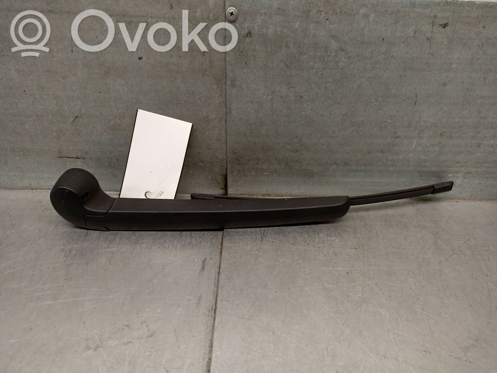 Audi A1 Brazo del limpiaparabrisas trasero 