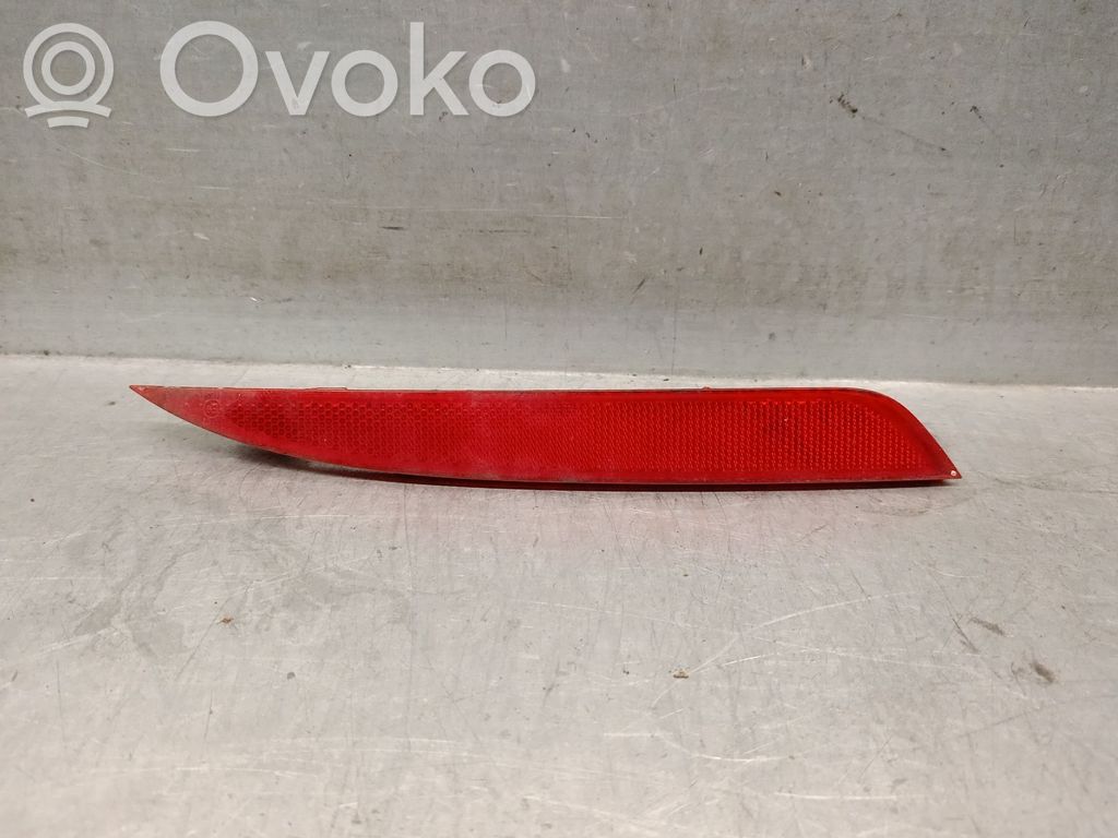Takasumuvalo   92406D4100,92406D4100